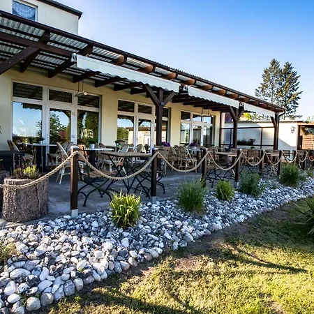 Hotel Hotel Und Appartements Jaegerhof Ruegen 3*