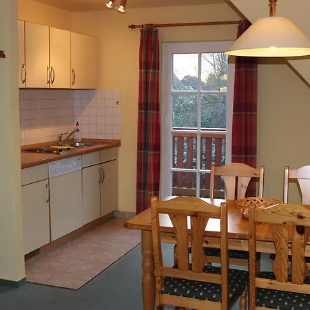 Hotel Und Appartements Jaegerhof Ruegen Hotel 3*