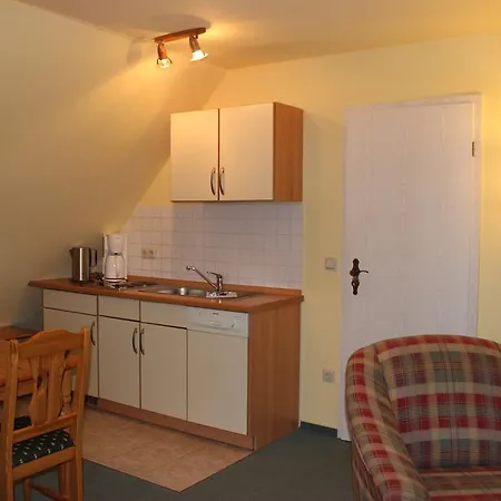 Hotel Und Appartements Jaegerhof Ruegen Hotel Lancken-Granitz