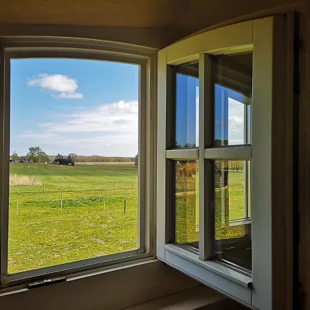 Hotel Und Appartements Jaegerhof Ruegen Hotel